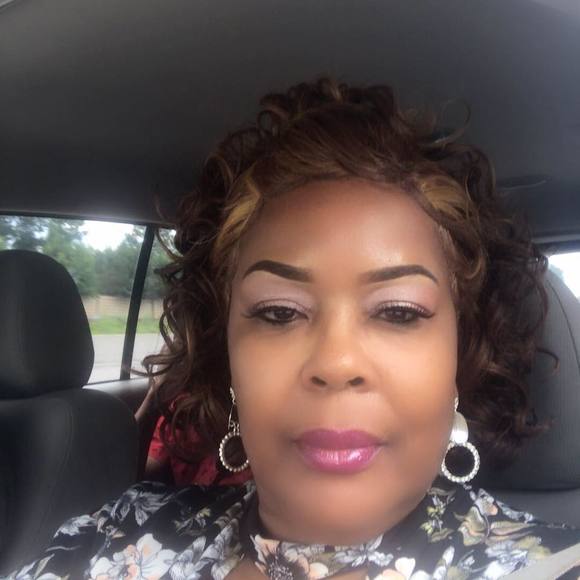 Meet the Posher Other - Meet your Posher, Pamela